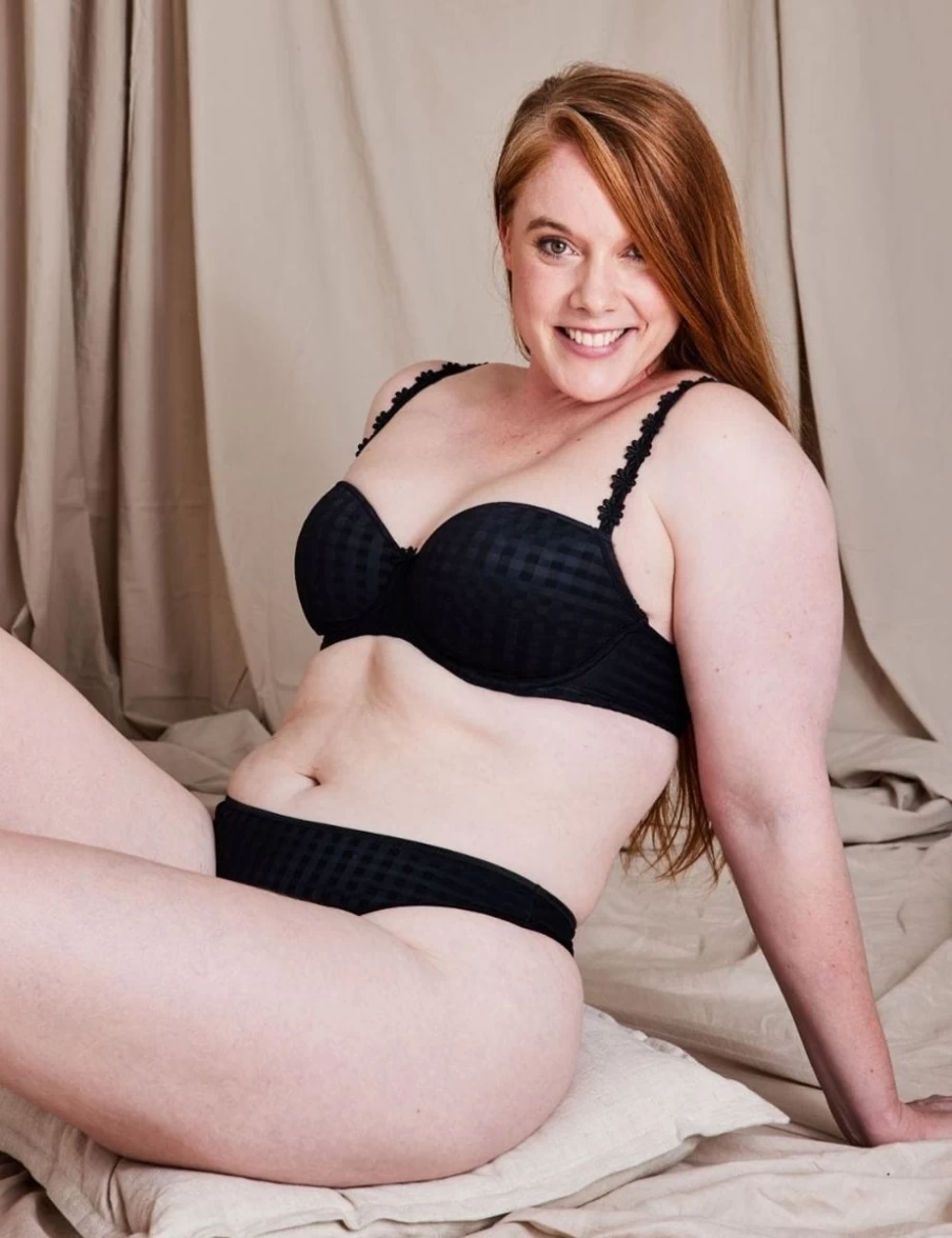 Marie Jo Avero Balcony Bra with Light Padding - Comfortable Lace Underwear in Black